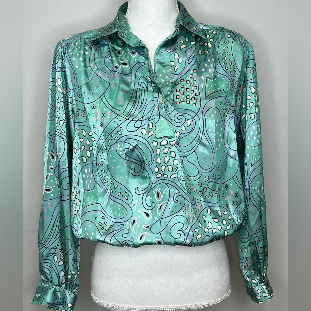 Vintage 90s ‘Da-Rue of California’ Green Abstract/Paisley Print Blouse